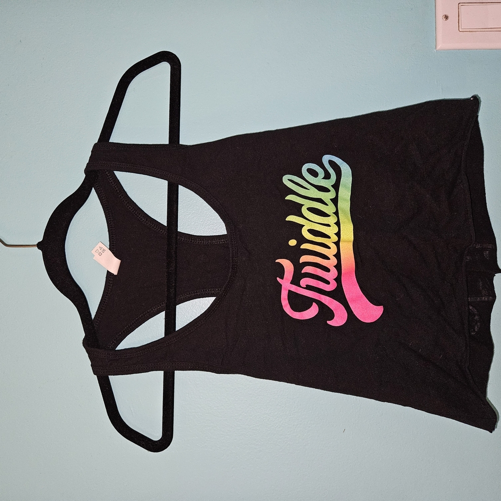 Black Twiddle Cropped Top